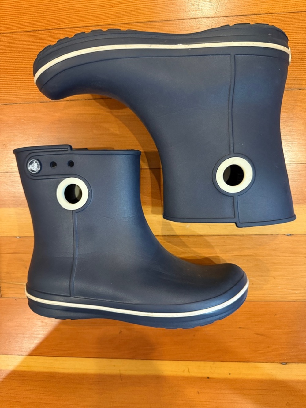Crocs Women's Jaunt Shorty rain boots